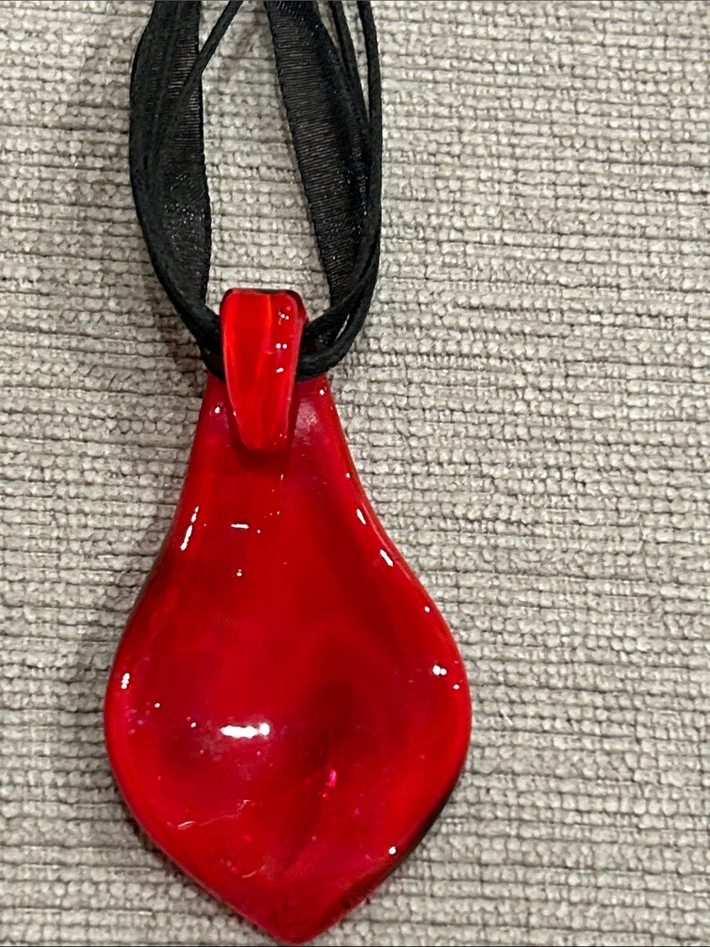 Red Glass Teardrop Pendant Necklace image 3